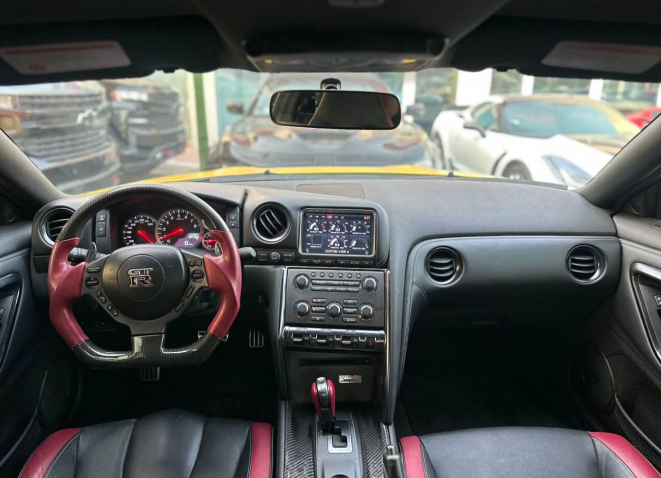 نيسان جي تي ار نيسان GT-R خليجي 2016 فل ابشن بحاله ممتازه بدون حوادث