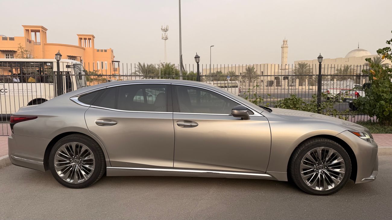 لكزس LS 500 PLATINUM