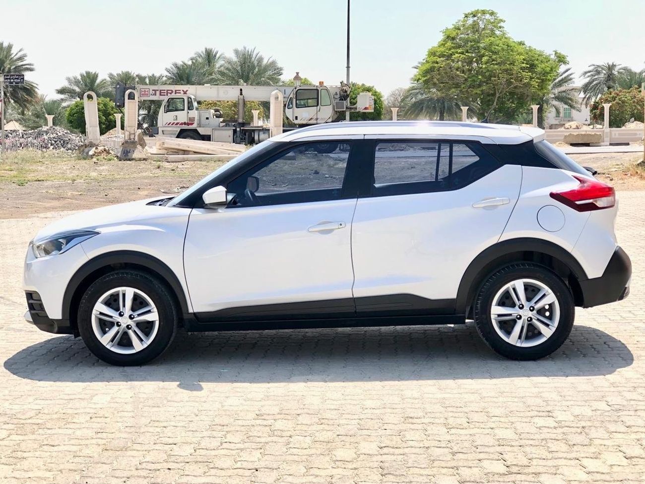 Nissan Kicks SV NISSAN KICKS 1.6L 2020 GCC VERY GOOD CONDITION