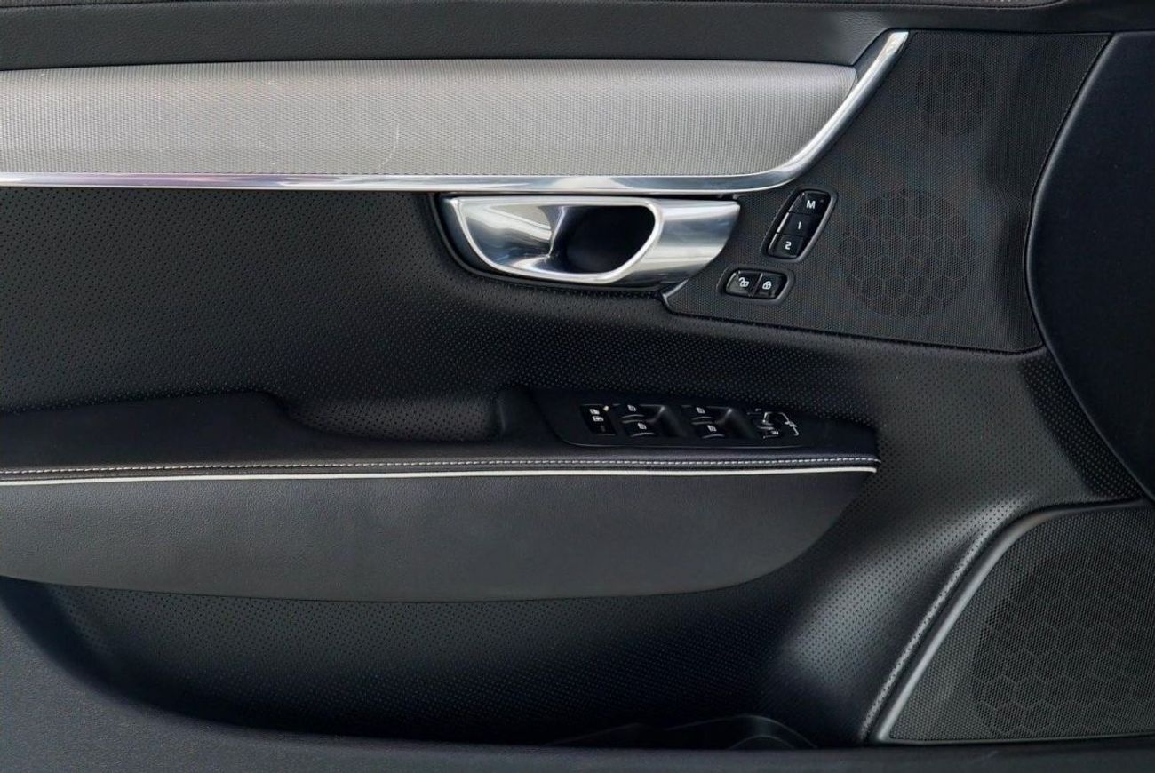 Volvo S90 R Design 90