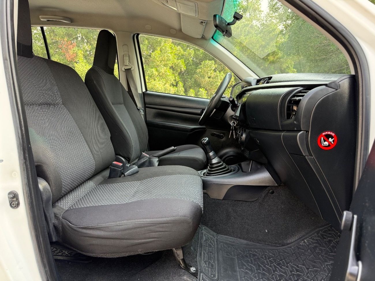Toyota Hilux GLX 2.7L Double Cab Utility RWD A/T