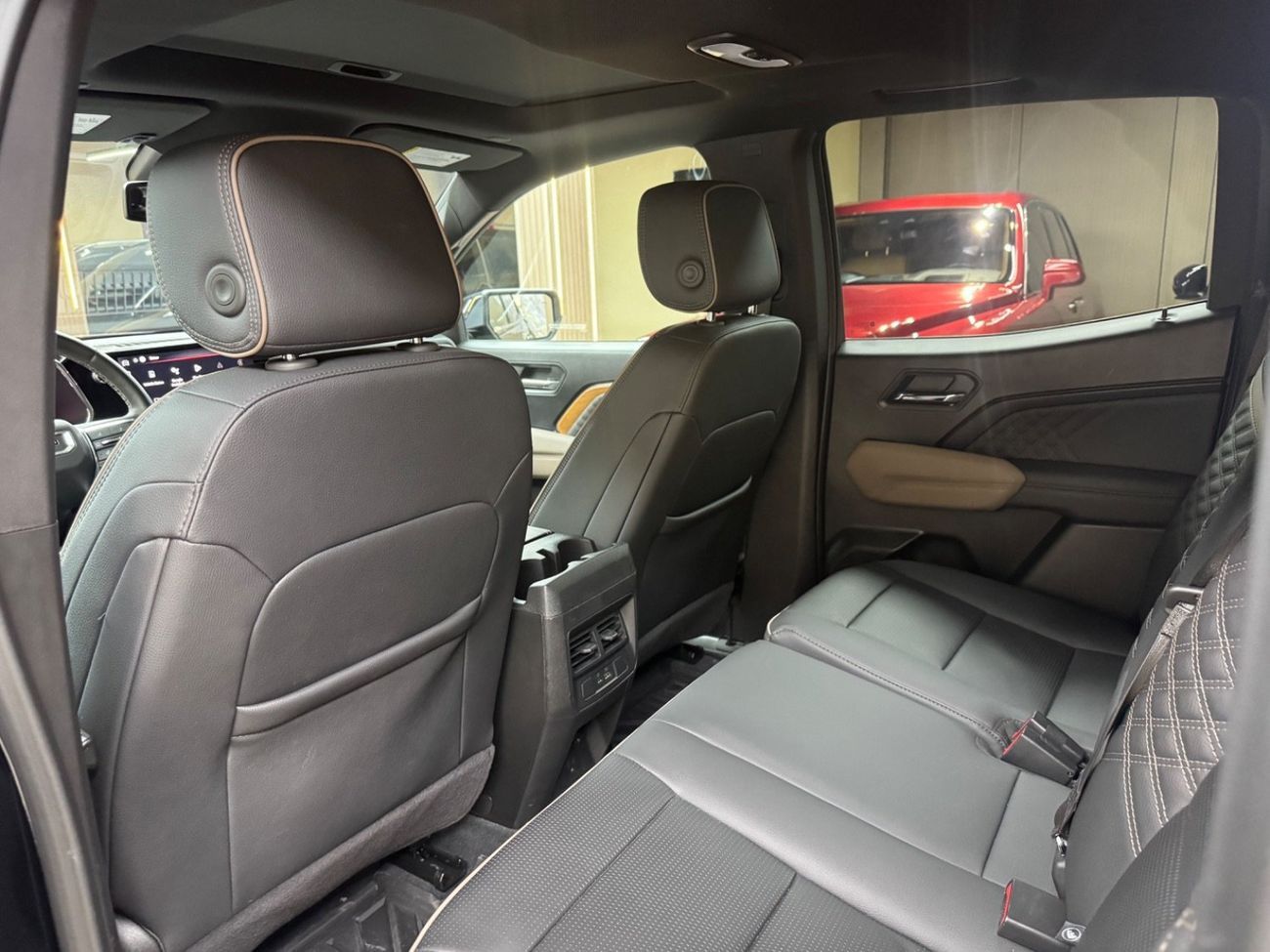 جي أم سي كانيون AT4X 2.7T