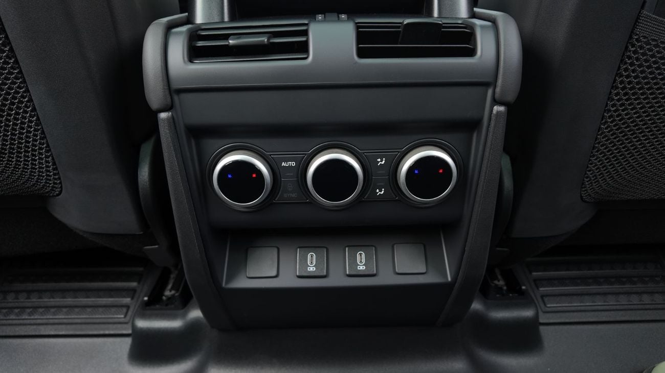 Land Rover Defender LAND ROVER DEFENDER 110 P400 X-DYNAMIC 2026