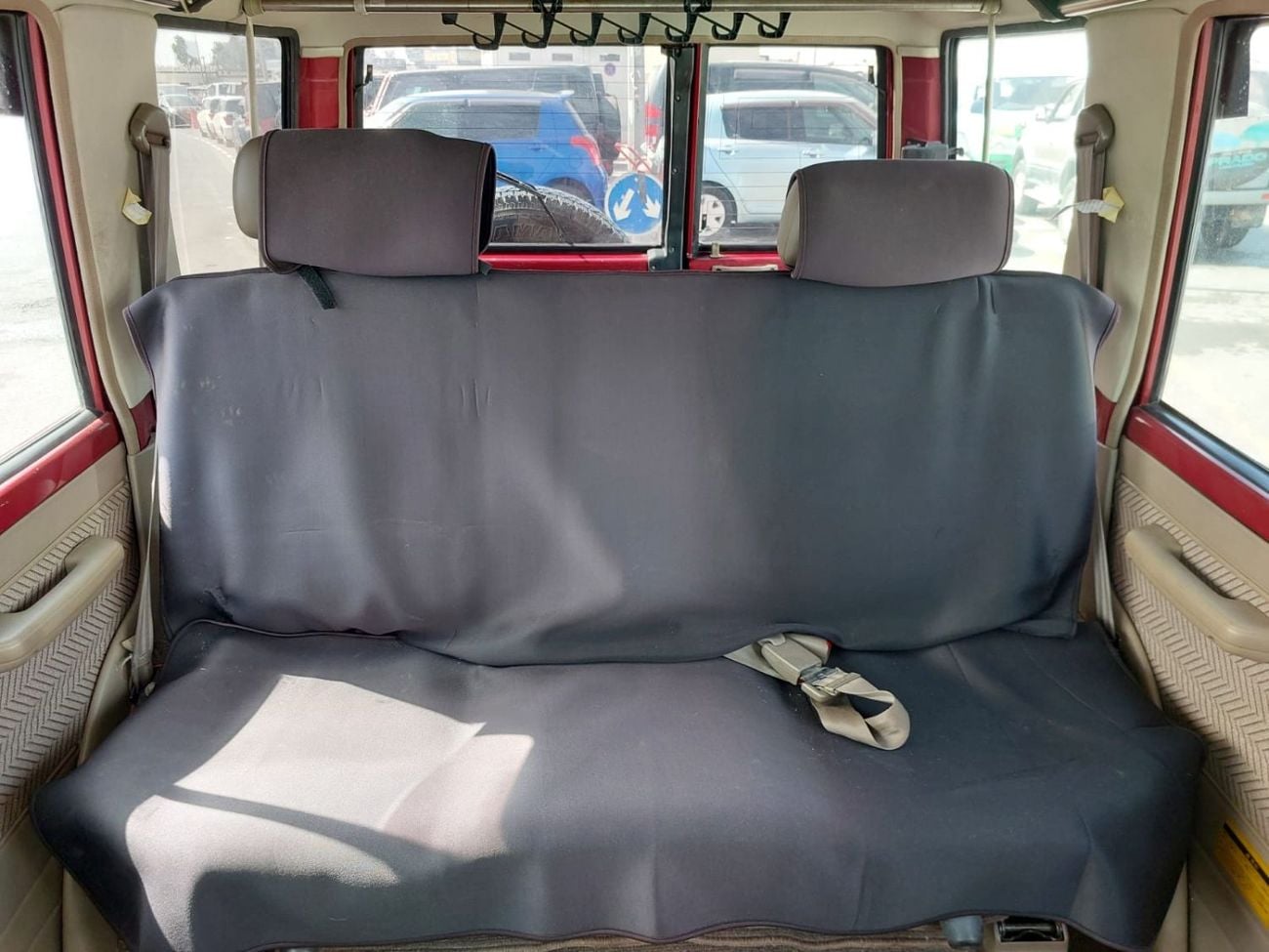 Toyota Land Cruiser (RAMADAN OFFER) TOYOTA LAND CRUISER SUV RHD 1998 MODEL 4.2 L DIESEL MANUAL(PM10436)