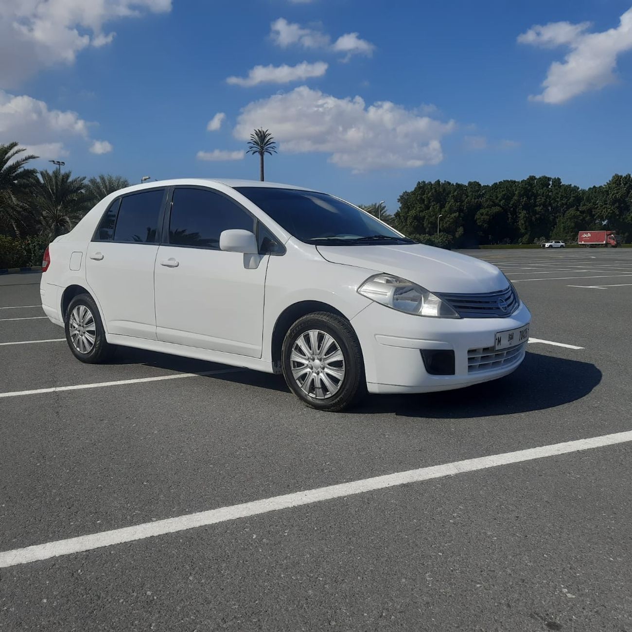 نيسان تيدا SL نيسان تيدا 2012 مواصفات خليجي فل اتوماتيك بحاله ممتازه جدا