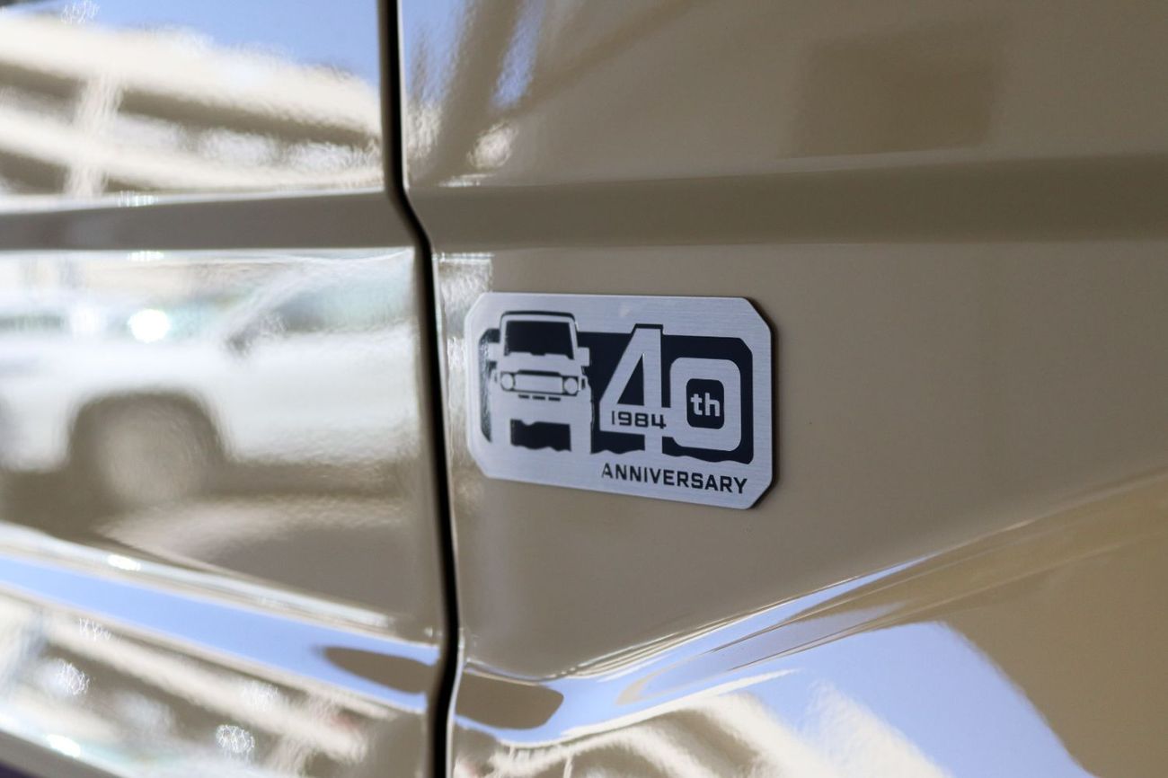 Toyota Land Cruiser GRJ 76 4.0 V6 M/T