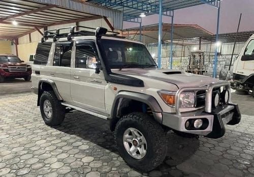 Toyota Land Cruiser 70 2014 Model RHD Diesel V8 Full Option Very Clean and Perfect Condition