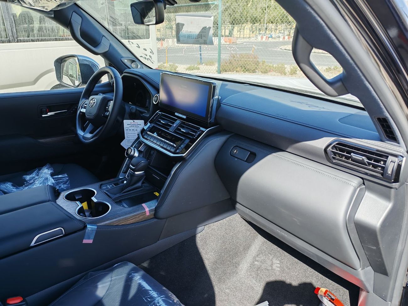 Toyota Land Cruiser 2026 Toyota Land Cruiser LC300 VXR 3.5L V6 Twin Turbo Petrol A/T 4WD Only For Africa