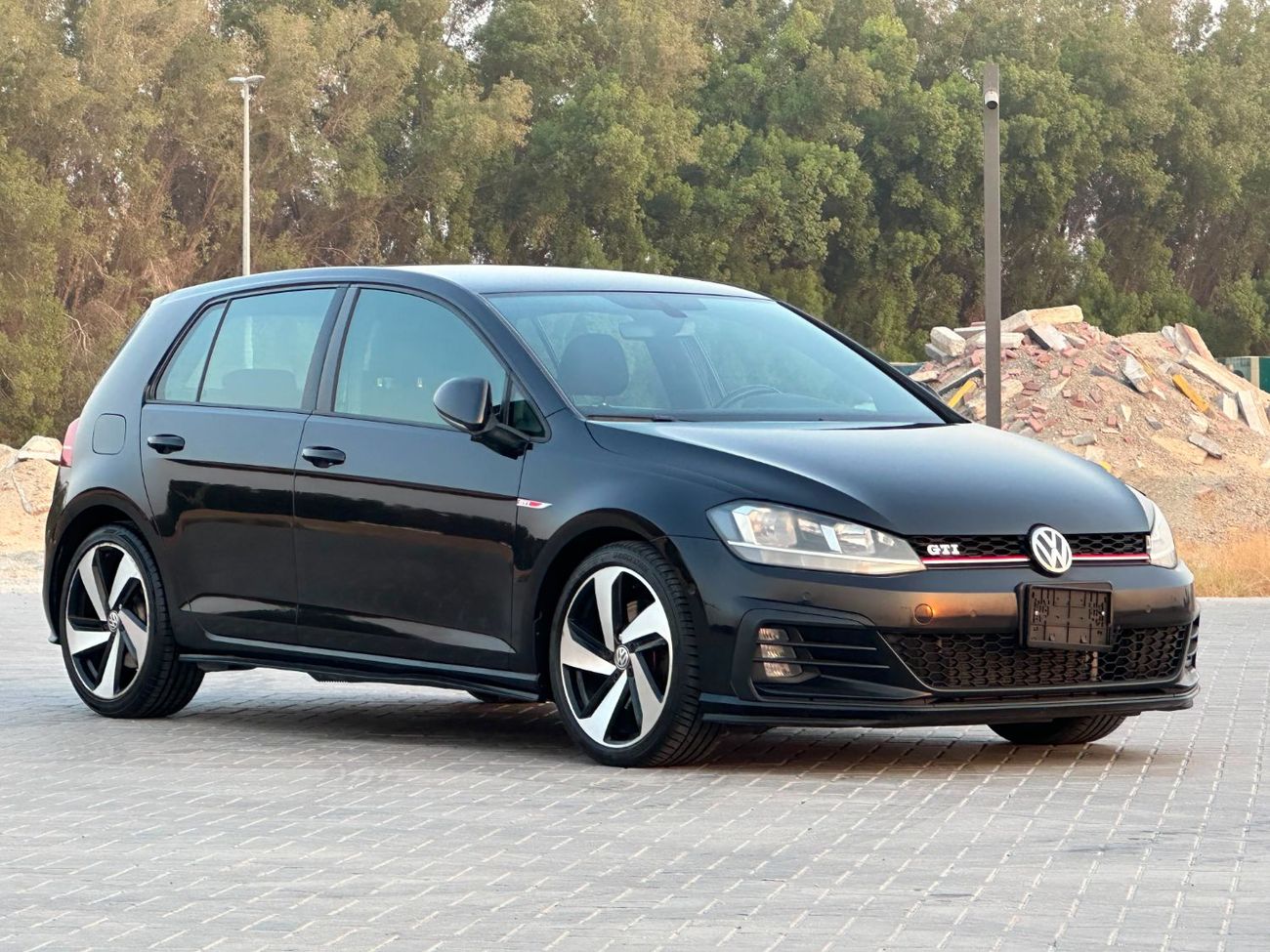 Volkswagen Golf GTI SE