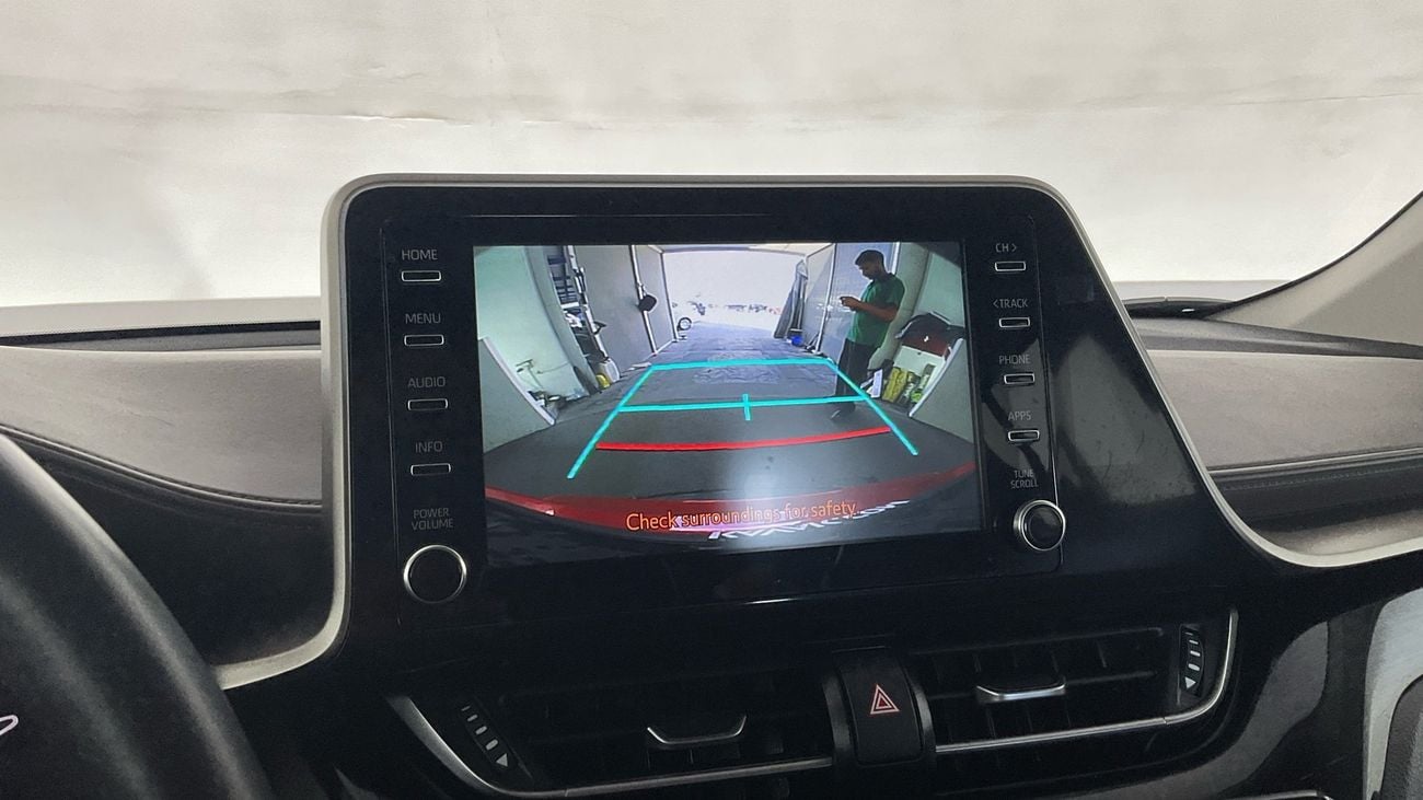تويوتا CHR 1.8 VVT I-HYBRID VX AUTO | شامل الضمان | 0 ﺪﻔﻋﺓ ﺃﻮﻟﻯ