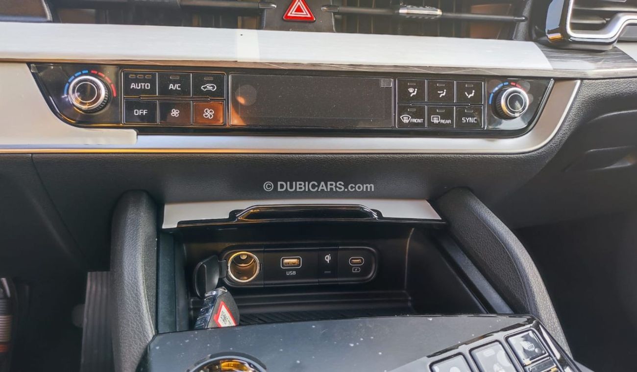 Kia Sportage HI ( i ) 4X2 FWD , 1.6L gasoline,, 4V ,,176 HP  White color 2023