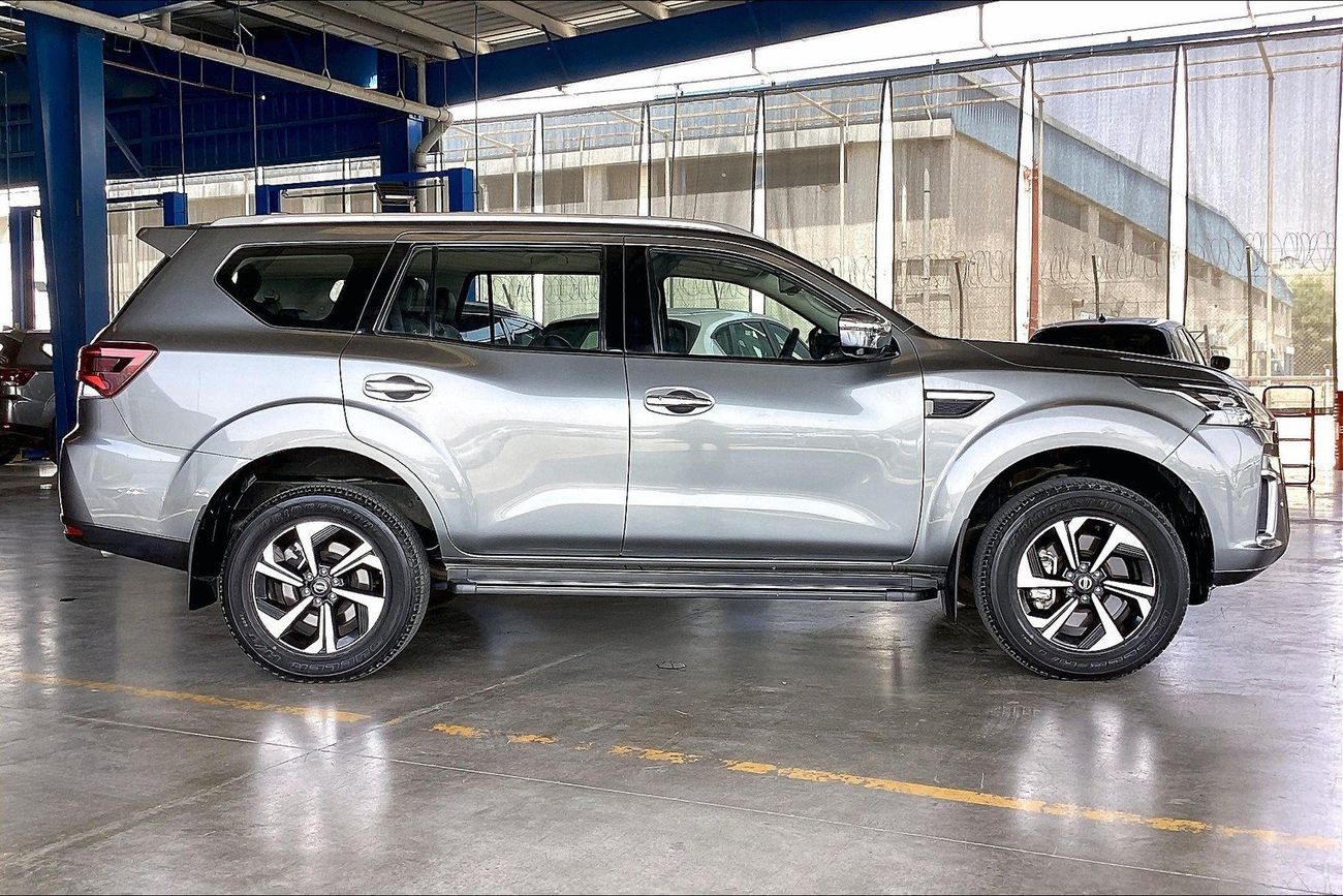 Nissan XTerra Platinum | Guaranteed Warranty | 0 Down Payment