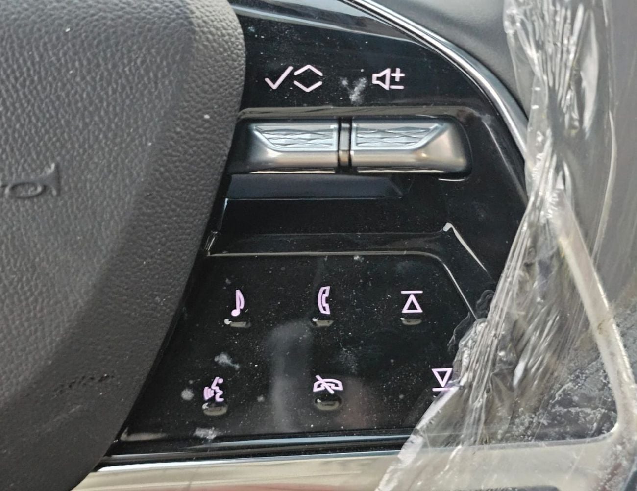 كاديلاك إسكالاد سبورت كاديلاك إسكاليد سبورت || محرك بنزين V8 سعة 6.2 لتر، دفع رباعي، ناقل حركة أوتوماتيكي | رادار | سقف با