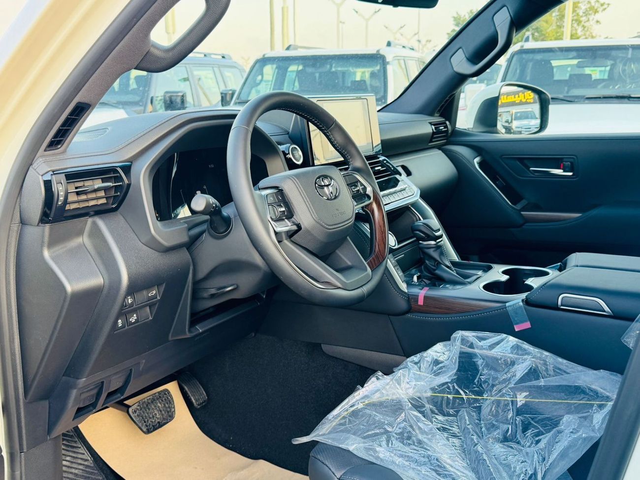 تويوتا لاند كروزر TOYOTA LANDCRUISER (300 SERIES) GXR 4.0L PETROL