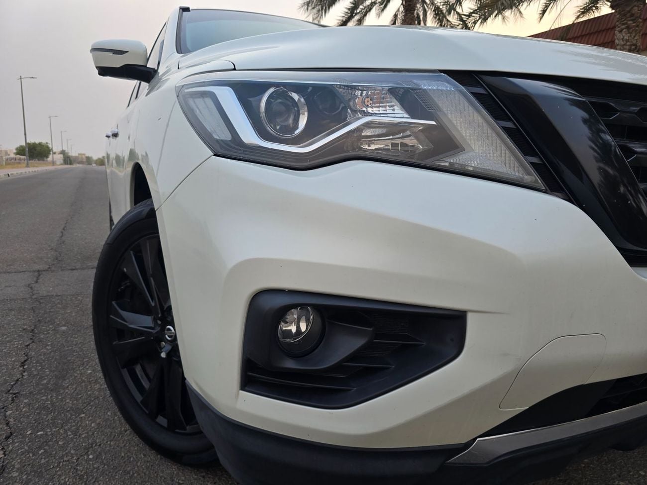 نيسان باثفايندر SL