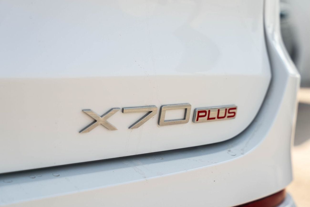 Jetour X70 Plus LUX 2025 Low Mileage GCC 1.6L Turbo 4 Cylinders