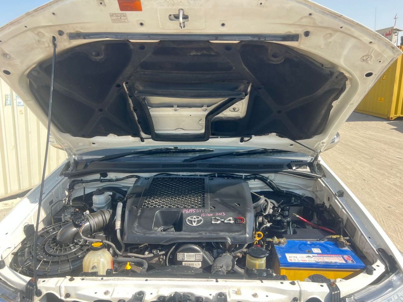 Toyota Hilux diesel 3.0 liter ,right hand drive 2013 model automatic only for export available