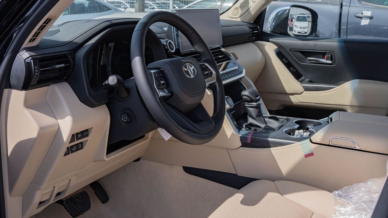 Toyota Land Cruiser 2026 Toyota Land Cruiser 300 VXR 3.5L Twin Turbo AT Petrol (Black-Beige)