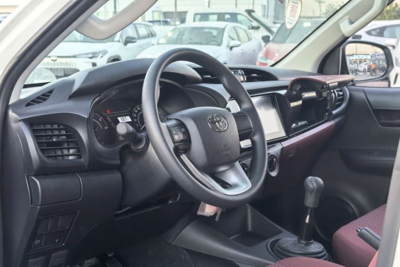 تويوتا هيلوكس TOYOTA HILUX SC 2.7L PETROL 4WD 2026