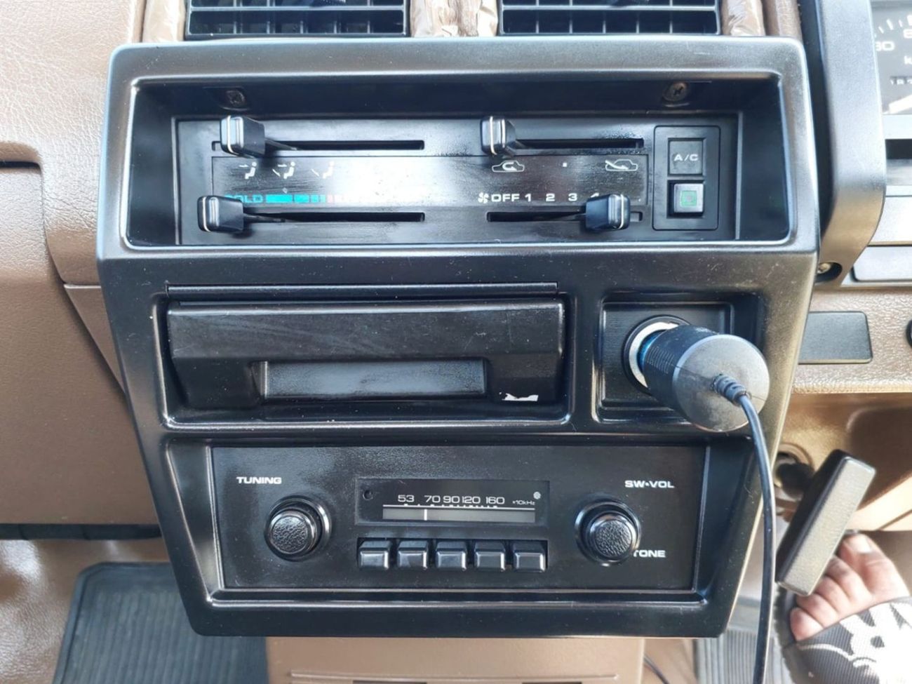 Nissan Pickup NISSAN DATSUN PICKUP RHD 1990 MODEL 1.6 L PETROL MANUAL(PM23324)