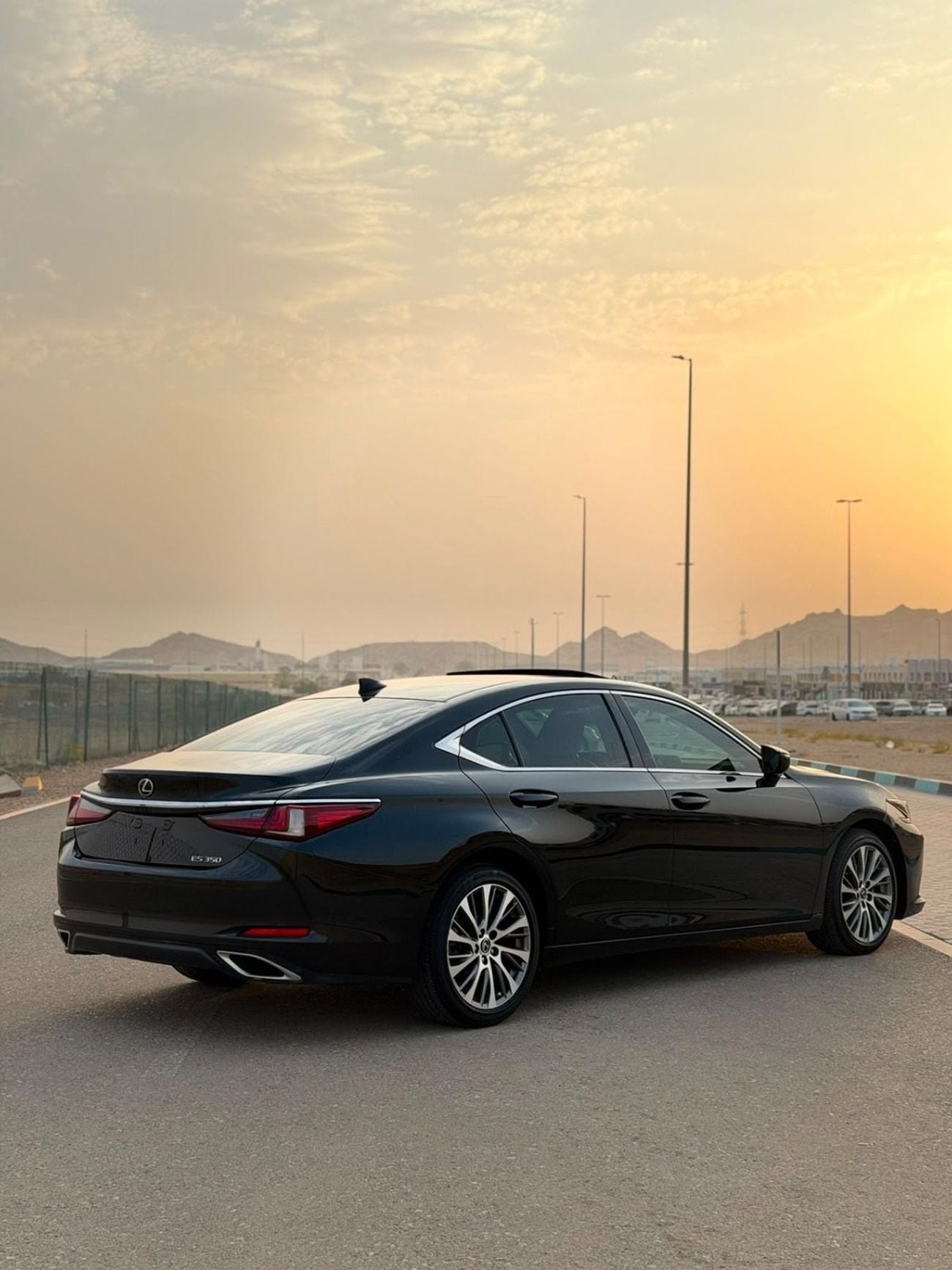 لكزس ES 350 PLATINUM