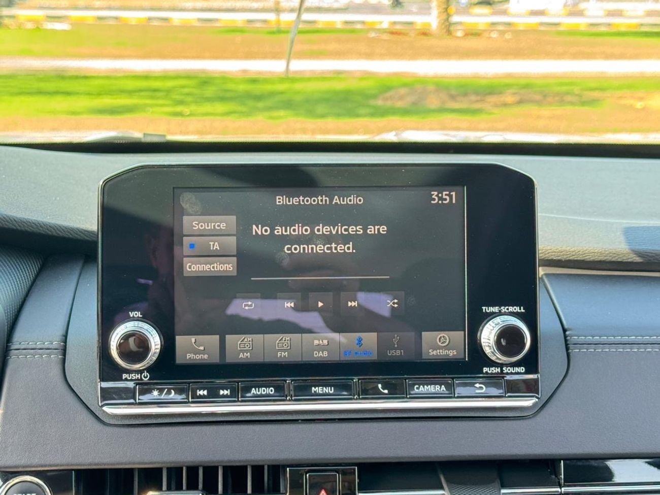 Mitsubishi Outlander GLX Super High 2.4L