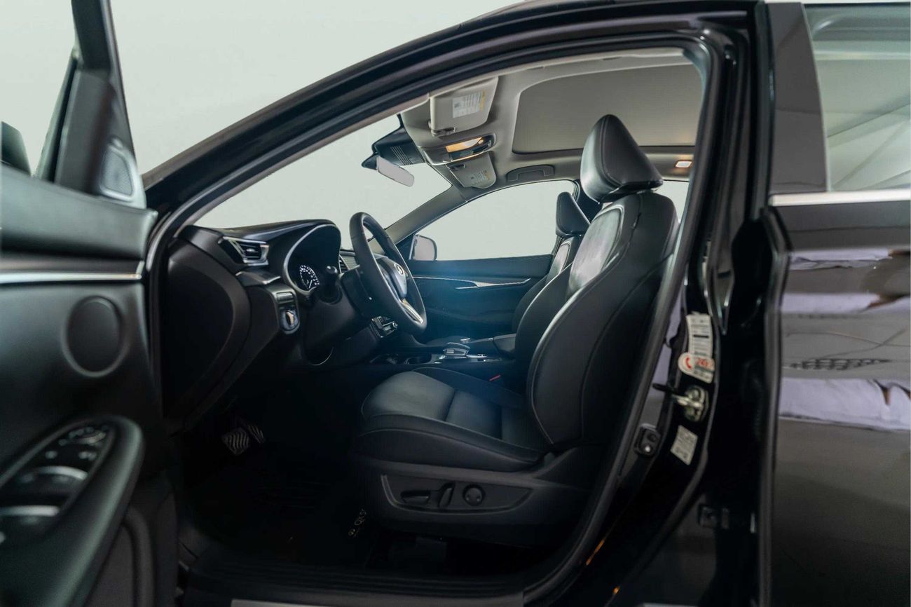 إنفينيتي QX50 LUXE 2.0