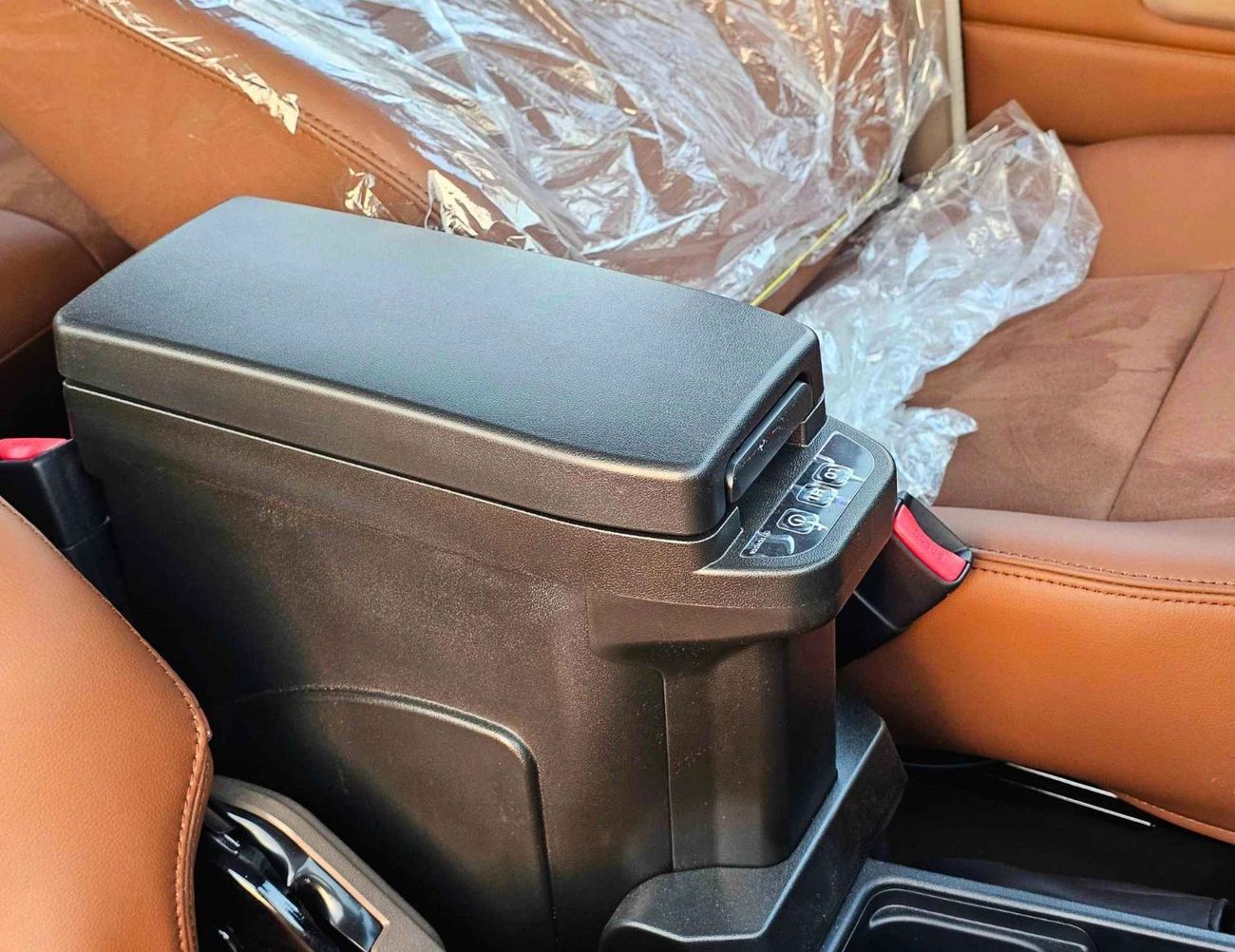 Toyota Land Cruiser Pick Up LX-Z1 LC79 / DOUBLE CABIN AUTOMATIC / 2.8L DIESEL V4 4WD / DVD+CAMERA /SNORKEL,WINCH (CODE # LX-Z1)