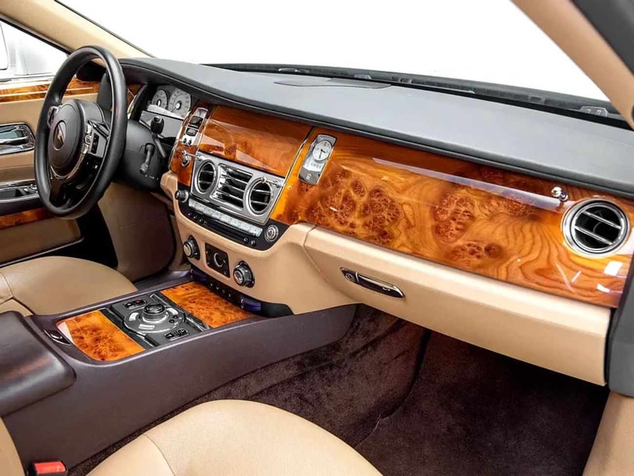 رولز رويس جوست Ghost Standard