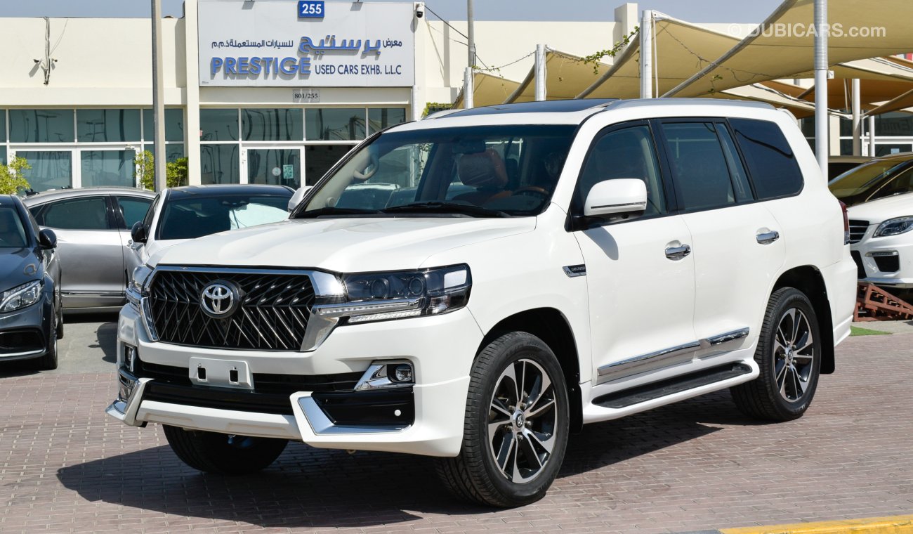 Toyota Land Cruiser VXR V8 Face lift 2020