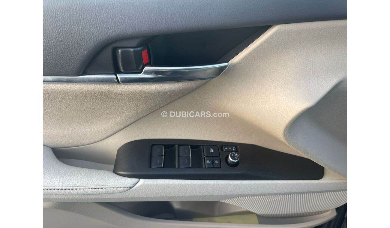 Toyota Camry 2022 CAMRY 2.5L GLEX (FULL OPTION)GCC