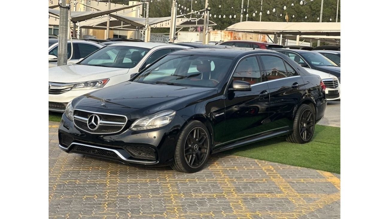 مرسيدس بنز E 350 موديل 2016 حاله ممتازه من الداخل والخارج فل مواصفات فتحه وجلد ومثبت سرعه وتحكم كهربي كأمل ونظام صوت