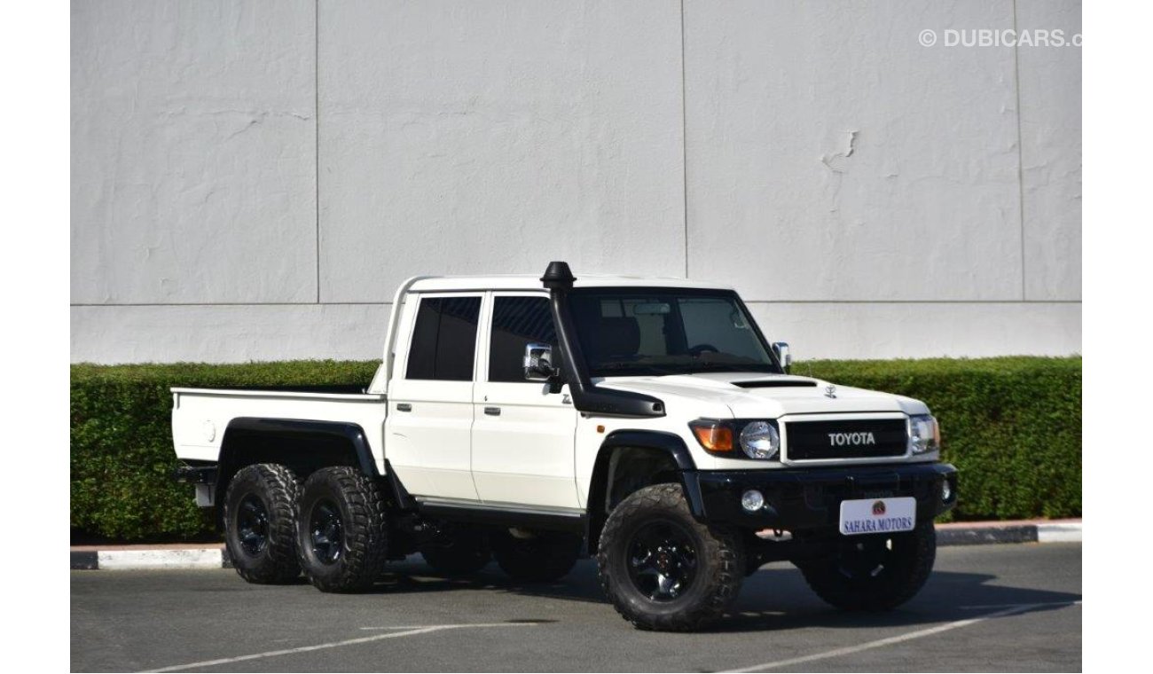 Toyota Land Cruiser Pick Up 79 DC PUP 6X6 V8 4.5L TURBO DIESEL  MANUAL– 70th ANNIVERSARY EDITION