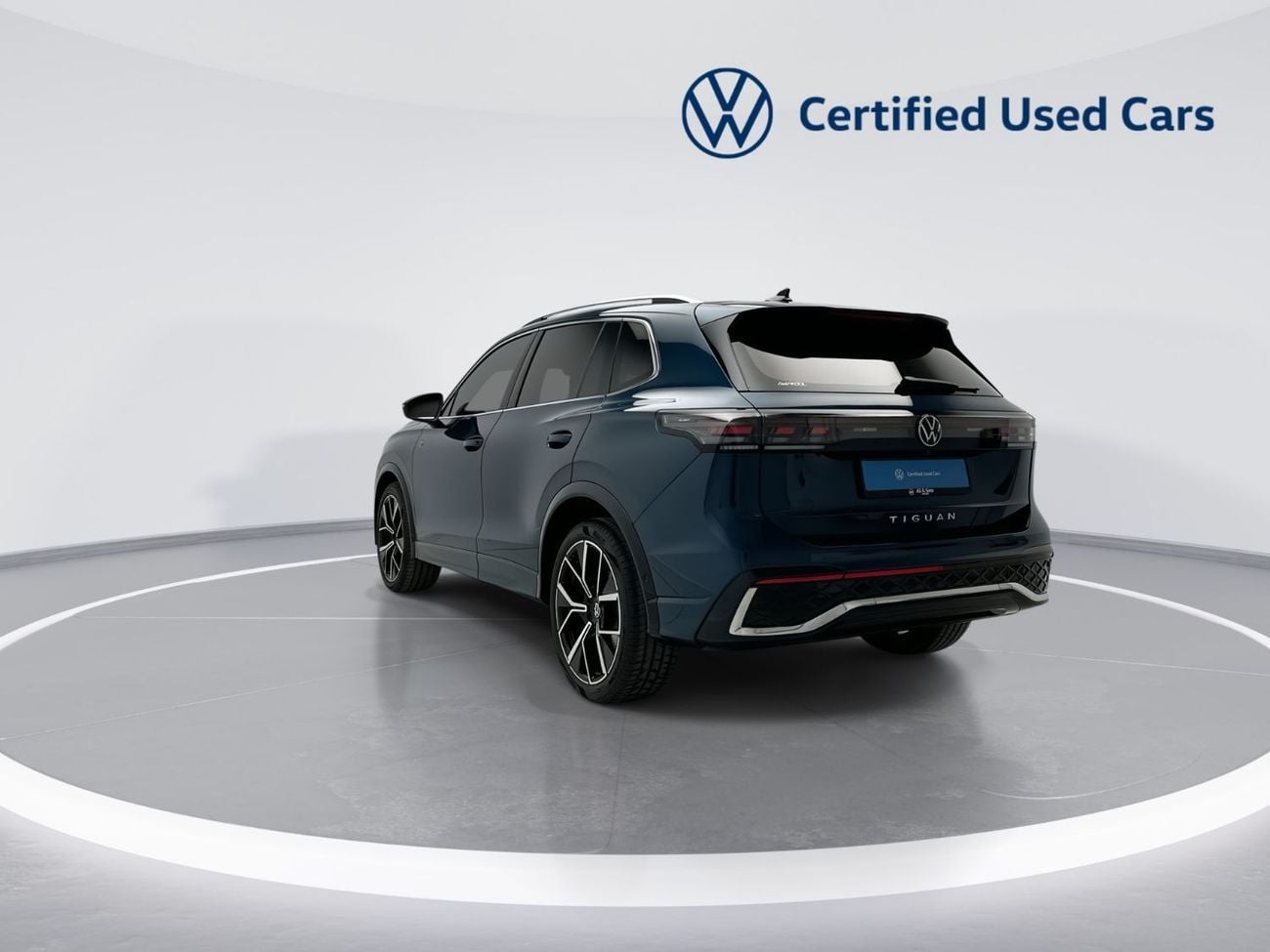 Volkswagen Tiguan Tiguan R-Line 1.4L (Ref#78130) - 32,100 AED SAVINGS from New Car