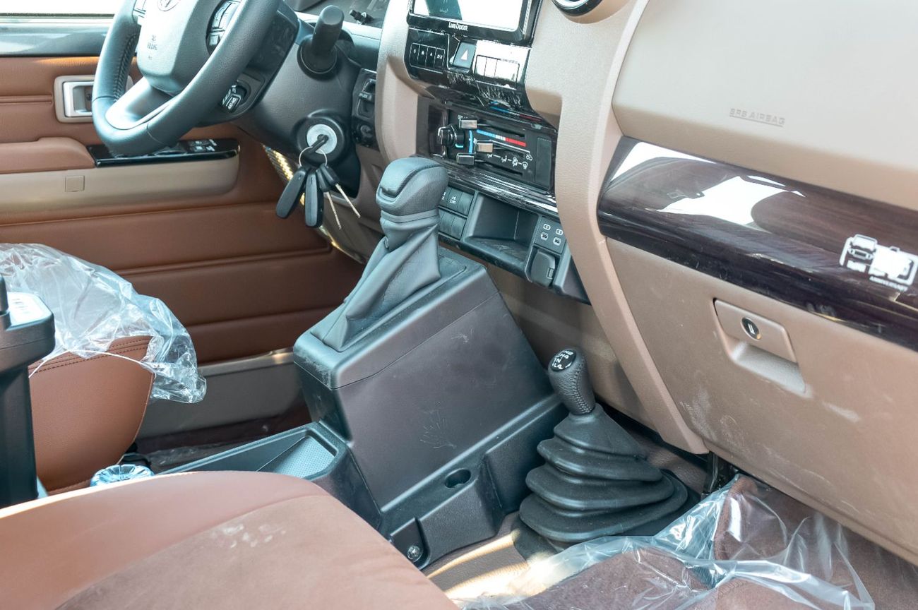 Toyota Land Cruiser Pick Up TOYOTA LAND CRUISER 79 4.0L 4WD PETROL PICKUP 2025