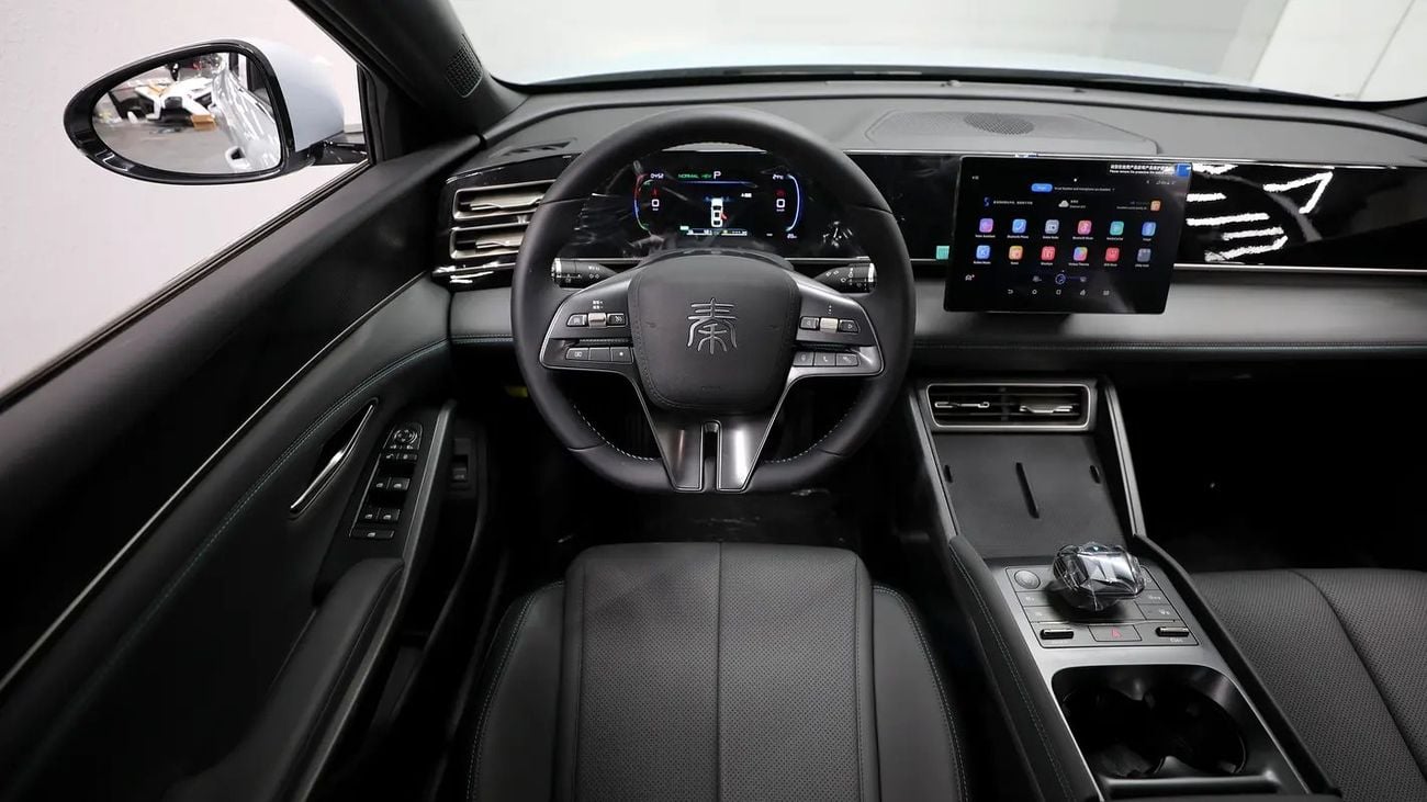 BYD Qin L DM-i Brand Leading Edition