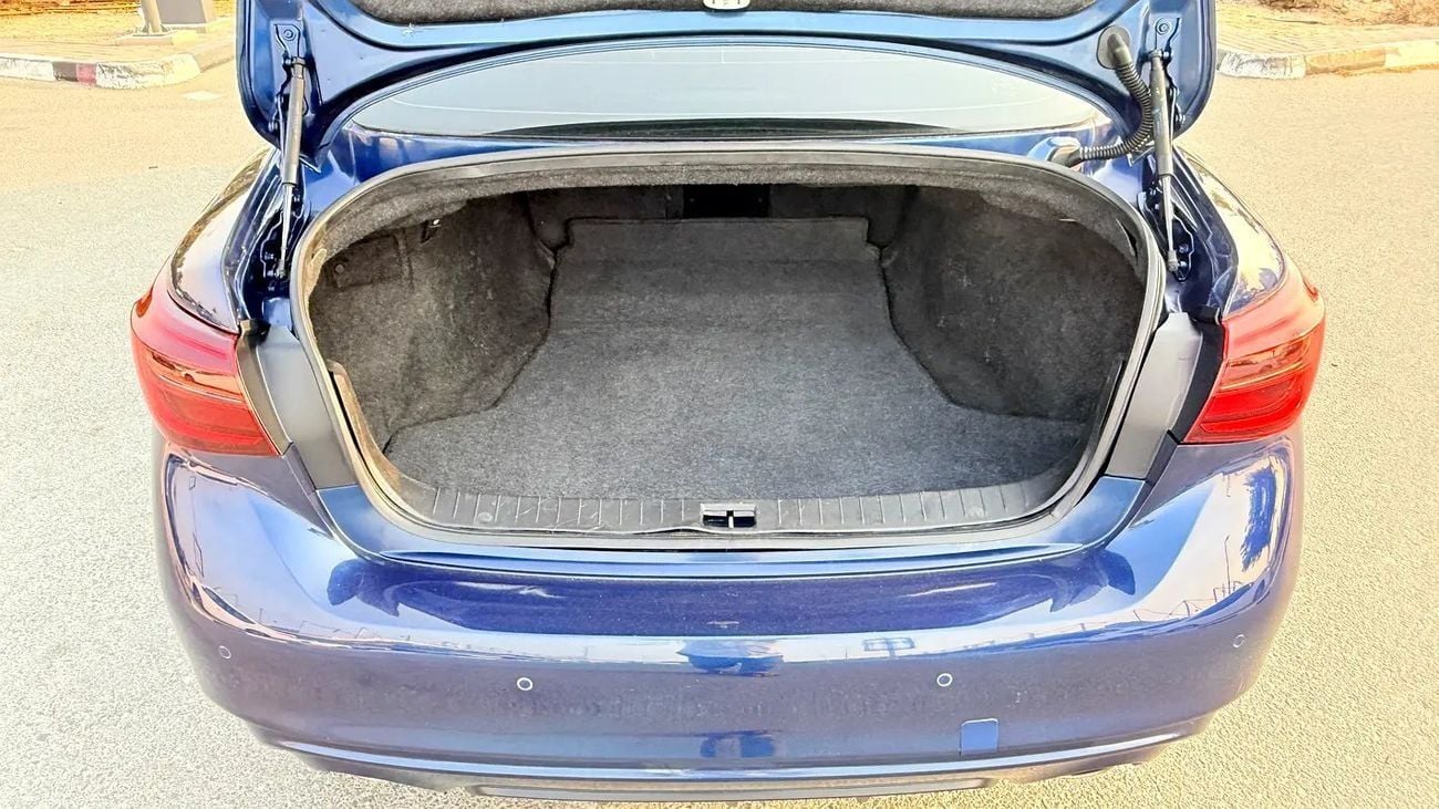إنفينيتي Q50 LUXE 2.0 turbo GCC Specs, excellent condition