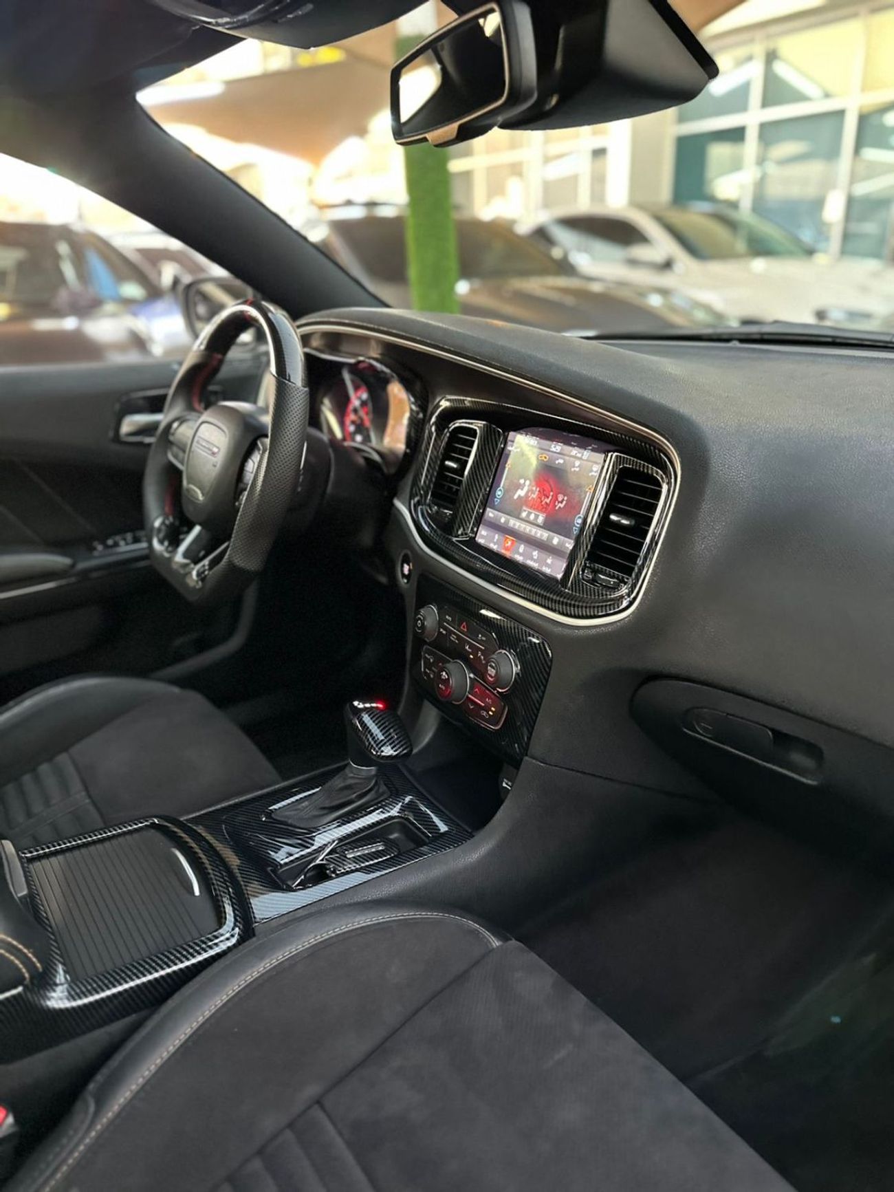 دودج تشارجر دودج تشارجر دايتونا سكات باك 392 خليجي فل ابشن صبغ وكاله بحاله ممتازه بدون حوادث