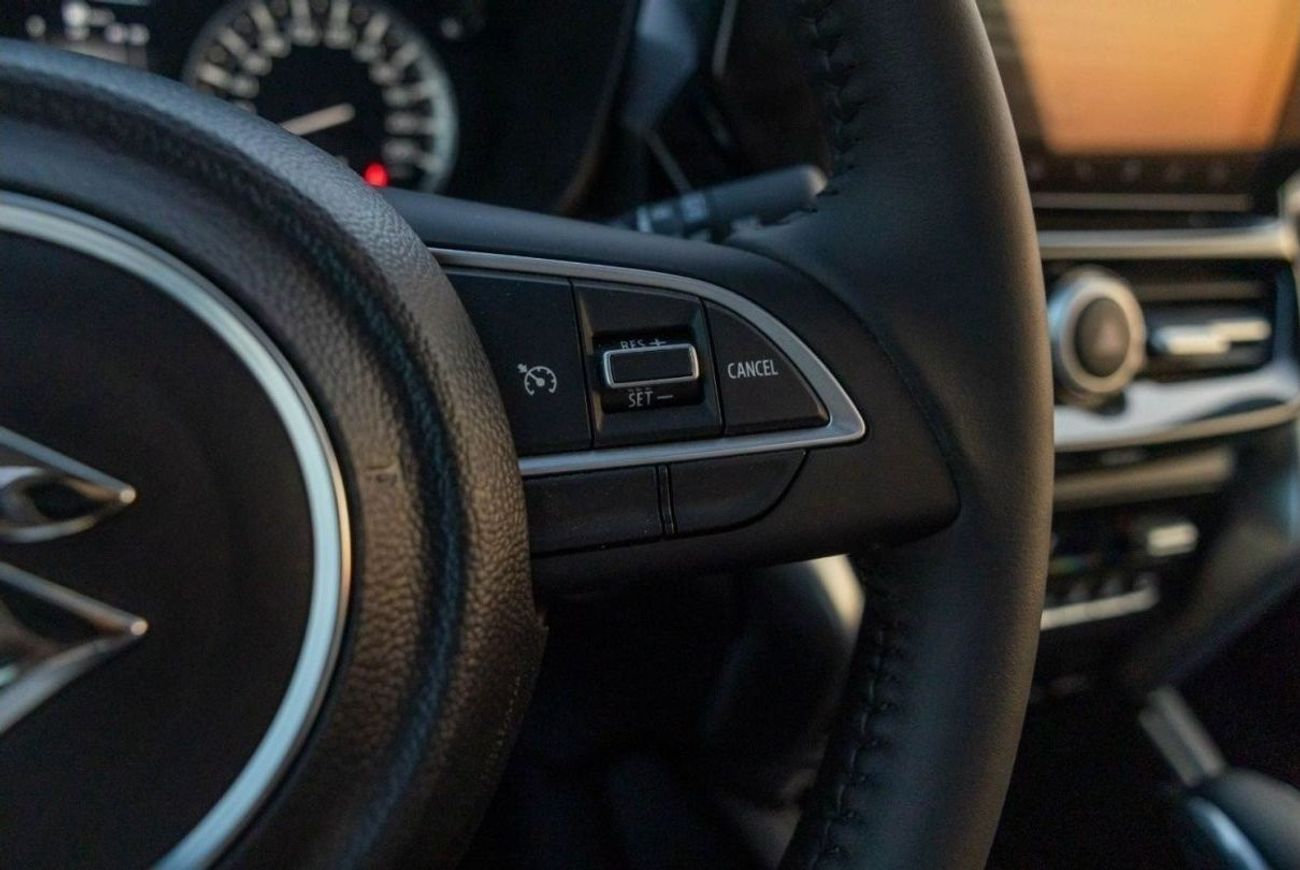 Suzuki Grand Vitara GLX | Full option | 2WD | Panoramic Sunroof | HUD | 360 Camera | 6 Airbags | Cruise Control | 2023