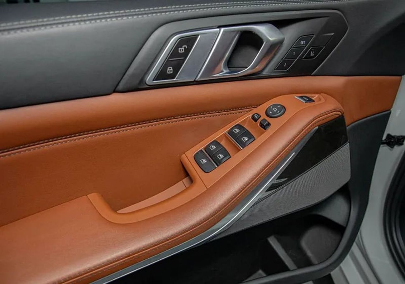 بي أم دبليو X5 M50i 4.4L