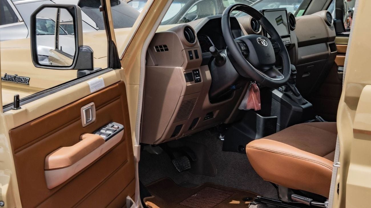 Toyota Land Cruiser 70 2025 Toyota Land Cruiser LC 76 4.0L AT Petrol (Beige)