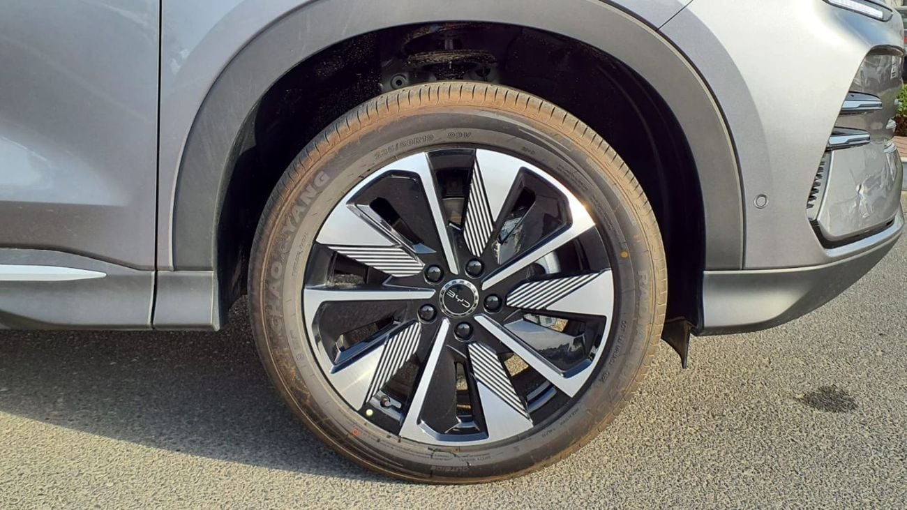 BYD Song Plus FWD BOTH SEATS ELECTRIC