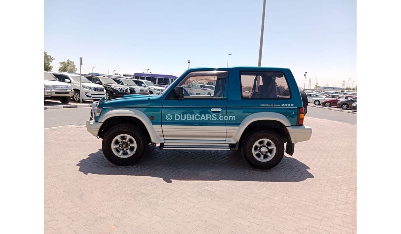 Mitsubishi Pajero MITSUBISHI PAJERO RIGHT HAND DRIVE (PM1351)