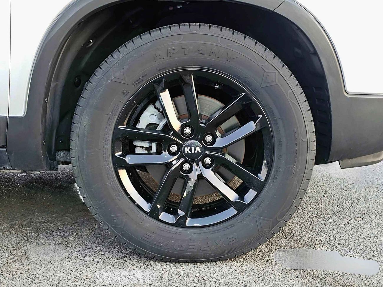 Kia Sorento LX/ MID OPT / EXPORT ONLY / LOT#82199