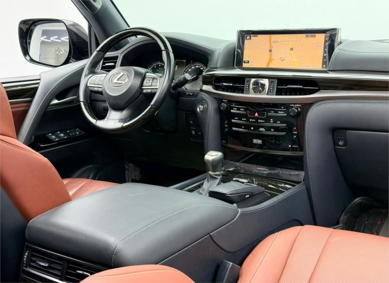لكزس LX 570 SIGNATURE 2020 Lexus LX 570 Signature, Auto Guard Warranty, Full Service History, GCC