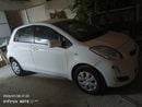 Toyota Yaris BASE
