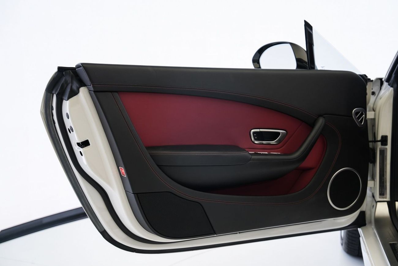 Bentley Continental GTC Bentley GTC V8