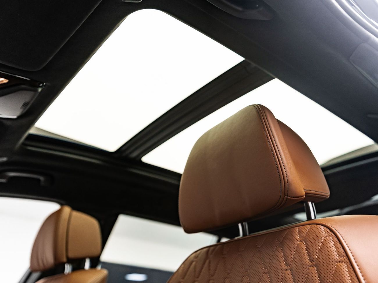 BMW X7 xDrive40i Luxury M Sport Package 3.0L 2025 BMW X7 xDrive40i, 2029 BMW Warranty + Service Contract, L