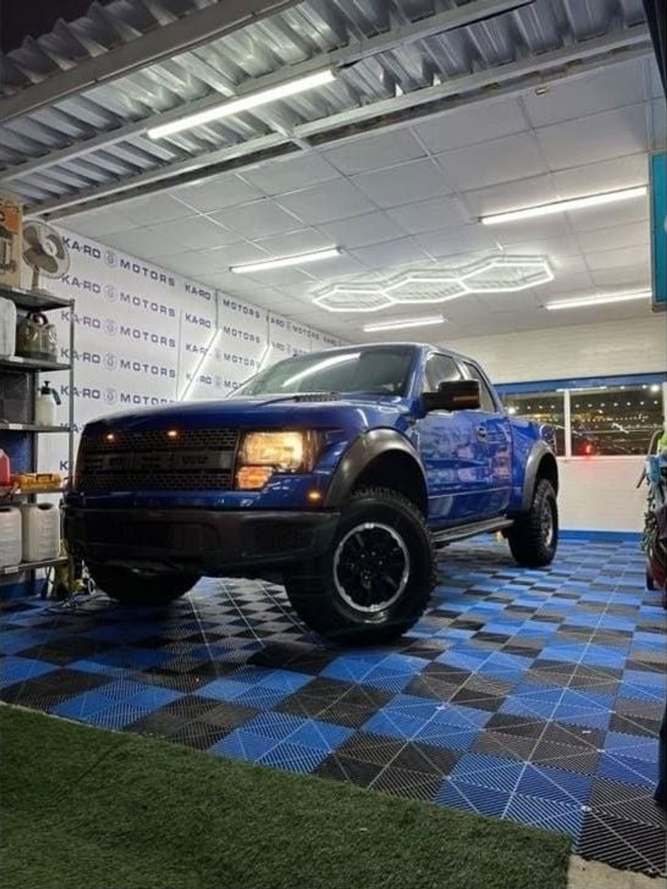 Ford F 150 Raptor Ford Raptor F150 2010 5.4 V8 pickup F150 in good condition leather interior sunroof 4wd climate cont