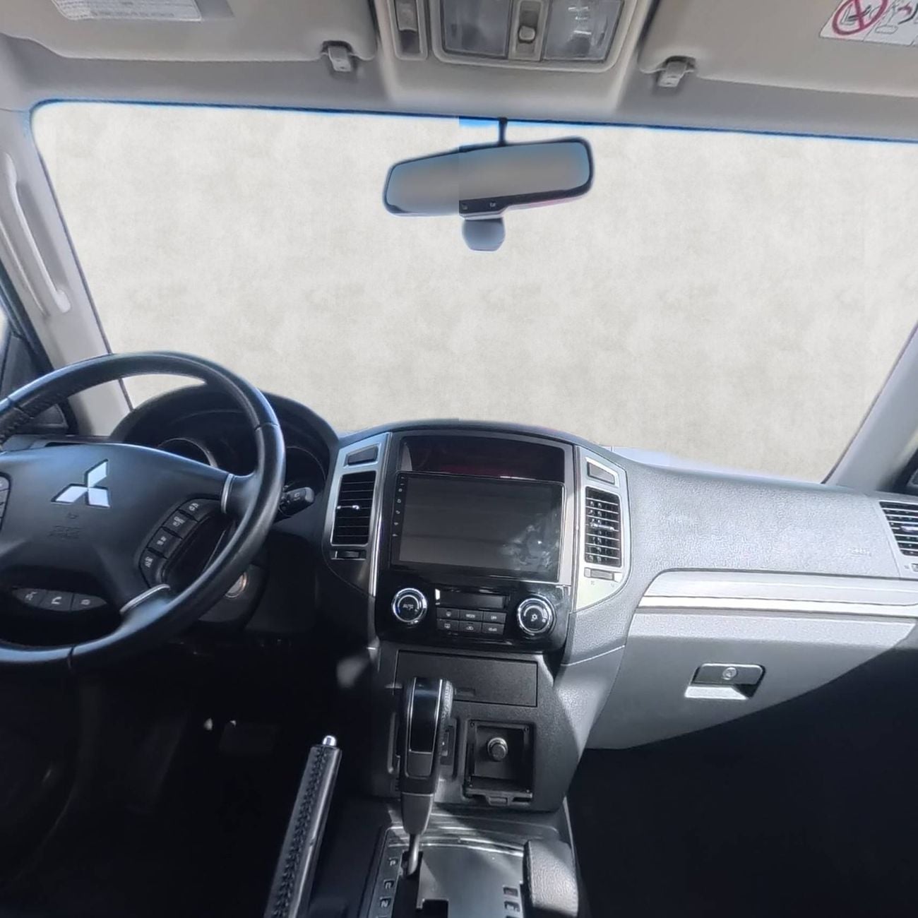 Mitsubishi Pajero High Line 2.0
